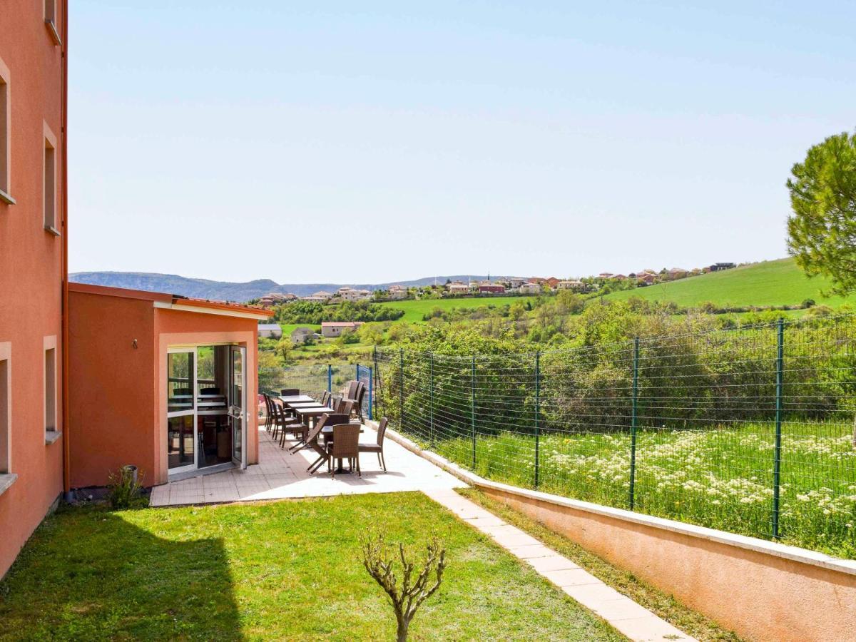 Ibis Budget Millau Viaduc Exterior foto