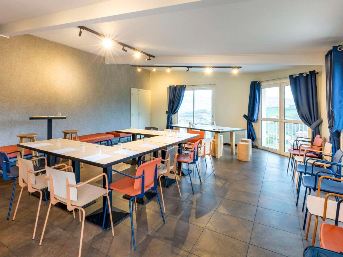 Ibis Budget Millau Viaduc Exterior foto